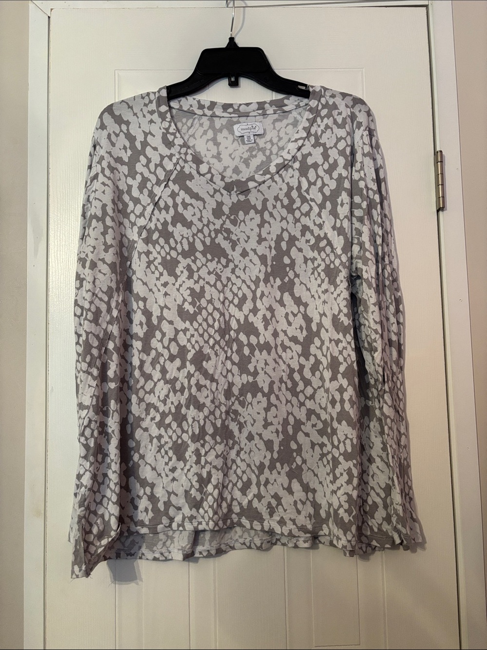 Mud Pie Gray and White Animal-Print Long Sleeve Scoop Top
